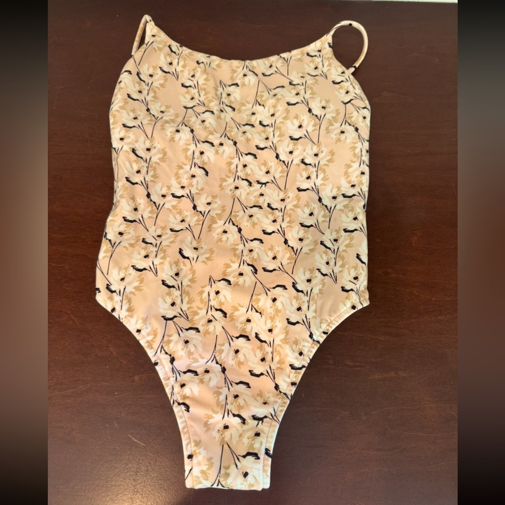 Vix Sexy Cheeky Cream Floral One Piece Swimsuit